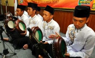 FOTO HARI SANTRI NASIONAL : Musabaqah Rebana Digelar di Salatiga