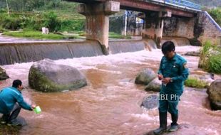 LINGKUNGAN HIDUP JATENG : Perusahaan Ini Ditegur DLHK Jateng karena Cemari Sungai