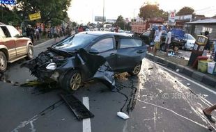 KECELAKAAN BOYOLALI : Mazda Tabrak Sejumlah Pengguna Jalan Solo-Semarang, 1 Nyawa Melayang