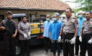 PENCURIAN KARANGANYAR : Eks Penjaga Malam Tol Soker Ajak 9 Orang Curi Genset karena Sakit Hati