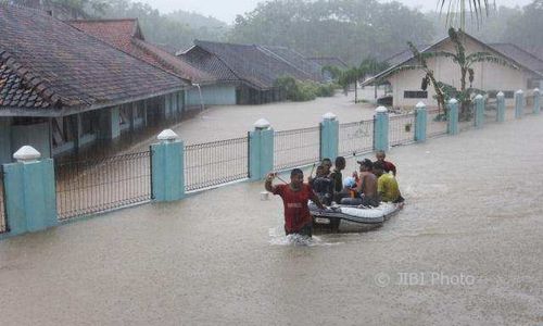 BADAI CEMPAKA : Seluruh Sekolah di Gunungkidul Terpaksa Diliburkan