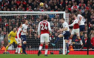 LIGA INGGRIS : Tottenham Kalah, Pochettino Soroti Gol Pertama Arsenal