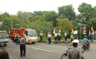 Bus dan Truk Mulai Sekarang Dilarang Melintasi Jl Kabupaten