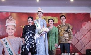 Liku-Liku Perjalanan Kevin Liliana Raih Mahkota Miss International 2017