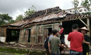 Angin Kencang Rusak 11 Rumah di Gunungkidul