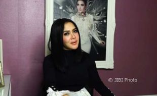 INSTAGRAM ARTIS: Soal Stories Memorial Holocaust, Syahrini: Netizen Tak Paham Maksud Saya