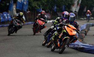 Hujan Bisa Ubah Peta Persaingan Yamaha Cup Race 2017 di Solo