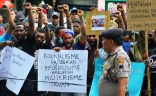 Foto Demo Warga Papua Persoalkan HAM