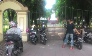 PERPARKIRAN SOLO : Layanan Parkir di Taman Monjari Kembali Beroperasi Tapi Ada Syaratnya