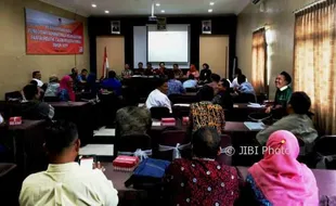 PEMILU 2019 : 54 Anggota PPK Gunungkidul Dibekali Kunci Sukses Pemilu