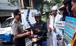 Di Kudus, Operasi Zebra Candi 2017 Didampingi "Pahlawan Nasional"