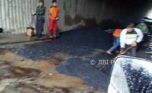 INFRASTRUKTUR SEMARANG : Jalan di Ringin Telu Diperbaiki, Aspal Dinilai Tak Awet