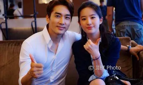 K-POP : Perankan Mulan Versi Live Action, Pacar Song Seung Heon Curi Perhatian