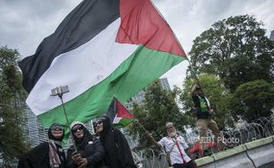 Angkatan Udara Israel Serang Gaza Lagi