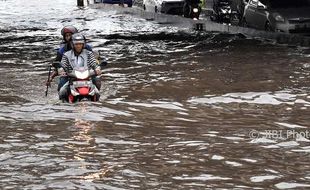 Foto Bencana Banjir Genangi Semarang