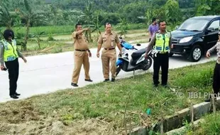 Kecelakaan di Jalur Grobogan-Sragen Diduga Akibat Ulah Tangan Nakal