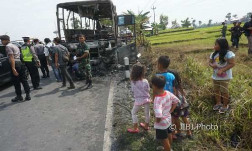 Dimana Sopir Bus Sahabat yang Terbakar di Jalan Wates?