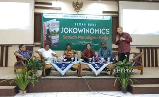 BEDAH BUKU : Berawal Diskusi di Pantry, Berujung Buku Jokowinomics