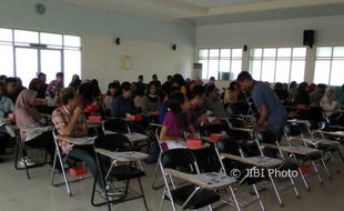 OJK DIY Kenalkan Profesi Aktuaris pada Mahasiswa