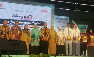 Gubernur DIY Beri Penghargaan Bagi 419 Insan Pendidikan