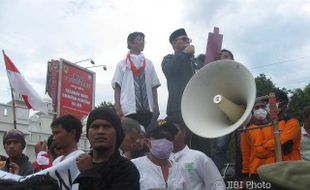 Demo Besar-Besaran, Warga Nguter Terdampak Limbah PT RUM Tuntut Bupati Sukoharjo Lakukan Ini