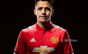 PIALA FA: Lawan The Glovers jadi Debut Sanchez Berseragam Setan Merah