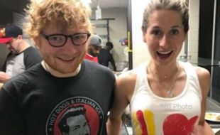 Ed Sheeran Resmi Bertunangan dengan Cherry Seaborn