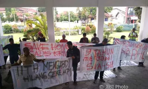 Bau Politik Menyeruak di Balik Pemecatan Pekerja Harian Lepas di Bantul