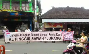 Tolak Relokasi ke Pipo, Pedagang Pasar Pengging Sambat ke DPRD Boyolali