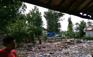 Tempat Pembuangan Sampah di Pasar Kepek akan Dibuat Tertutup