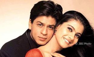 BOLLYWOOD : Senangnya, Kajol Reuni Bareng Shah Rukh Khan