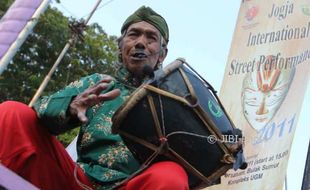 Kendang Baru Sujud Belum Sempat Ditabuh