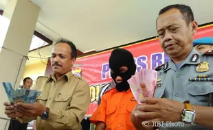 Warga Magelang Beli Sapi Pakai Uang Palsu