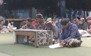 Rabu Wage, Saatnya Melestarikan Nilai Budaya Melalui Macapatan