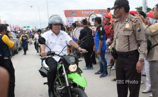 TOL SOLO-KERTOSONO : Ruas Tol Ngawi-Kertosono Siap Diresmikan Presiden Jokowi