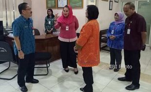 Dituding Tak Optimal Layani Publik , Disdukcapil Kota Semarang Disidak Wawali