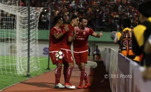 PIALA PRESIDEN 2018 : Kalahkan PSMS, Persija ke Final