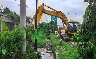 INFRASTRUKTUR BOYOLALI : Selokan Dikeruk, Genangan di Jalan Solo-Semarang Wilayah Bangak Berkurang