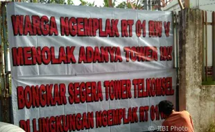 DEMO BOYOLALI : Tak Mempan Dikasih Kompensasi, Warga Donohudan Kukuh Tolak Tower BTS