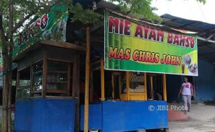 "Chris John" Jualan Bakso Wonogiri