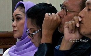 FOTO KORUPSI TEGAL : Siti Masitha Dengarkan 6 Saksi