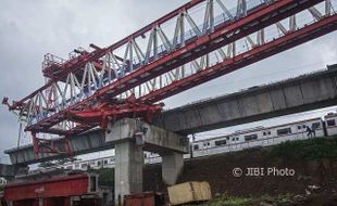 Crane Ambruk, PT Hutama Karya Minta Maaf