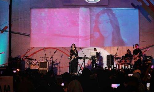 KONSER MUSIK : Ini Detik-Detik Isyana Sarasvati Bius Isyanation di Semarang