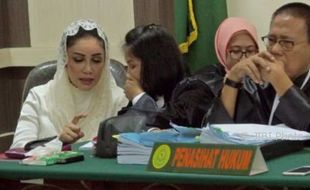 FOTO KORUPSI TEGAL : Siti Masitha Dengarkan Rekanan RSUD