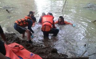 KECELAKAAN AIR : 1 Hari, 2 Warga Wonogiri Ditemukan Tak Bernyawa di Sungai