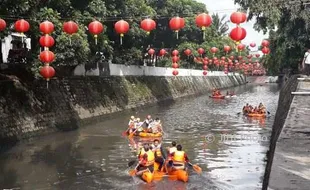 IMLEK 2018 : Yang Seru dan Lucu di Lomba Perahu Dayung Kali Pepe Solo