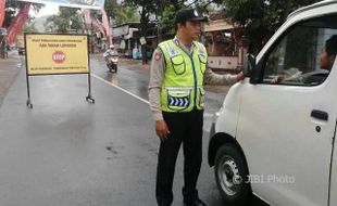 Jalur Ponorogo-Trenggalek Tertutup Total Akibat Longsor di Tugu