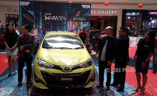 MOBIL TOYOTA : Harga Sama, New Yaris Lebih Safety