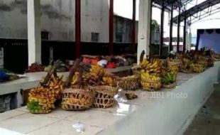 PASAR TRADISIONAL SALATIGA : Pasar Blauran II Diresmikan, Wali Kota Promosi di Instagram