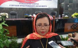 Rina Haryati Gantikan Sukoyo Jadi Wakil Ketua DPRD Kota Madiun